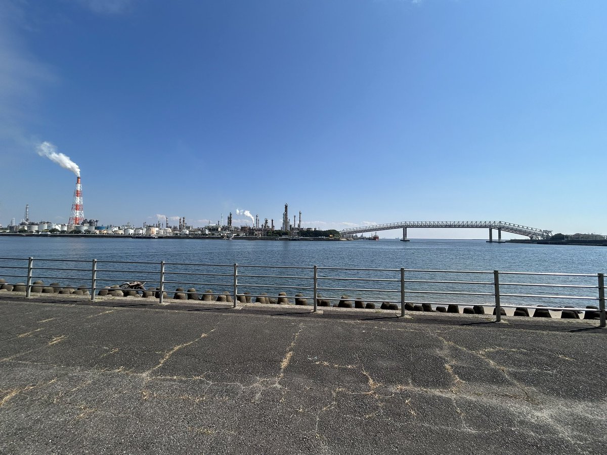 Mr_SASRUNNER33's tweet photo. 昨日の10kmで脚が重々😭
5kmでやめました🐬🌊
#ランニング
#走れることに感謝
#GARMIN
#running https://t.co/0fB5nfXvbM