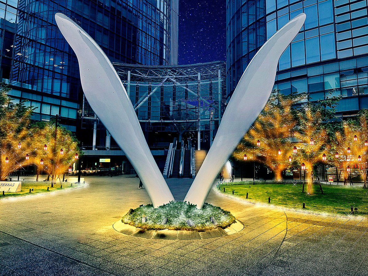 ChiyodaCityPR's tweet photo. 【ニュース！②】
10/19-2/28、観光大使リラックマ就任5周年を記念し、神田エリア6施設でお祝いのアニバーサリーイルミネーション「ごゆるりよりみちキラキラさんぽ」が点灯！
会場内には記念アートパネルも登場します！ 光に包まれた神田をリラックマとおさんぽしませんか？
https://t.co/4JgGZHyKLK https://t.co/oiGxfF5KuY
