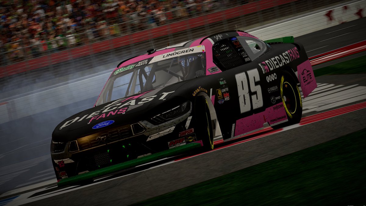 Elite_eSports17's tweet photo. NSRL - Charlotte
W at the home track! Lindgren dominated the night and brings it home!
Race Results:
1st - @ZLinddy
2nd - @walkntalk1221
9th - @_Bradpeters5
24th - @nate_yarnell
25th - @thebigshow434
27th - @JWishon22
#TeamElite | #iRacing https://t.co/r46APlKTNp