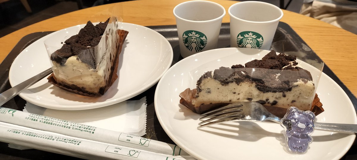 M921Y5's tweet photo. スタバにて
ネコ耳 https://t.co/zvGLLwBIzh
