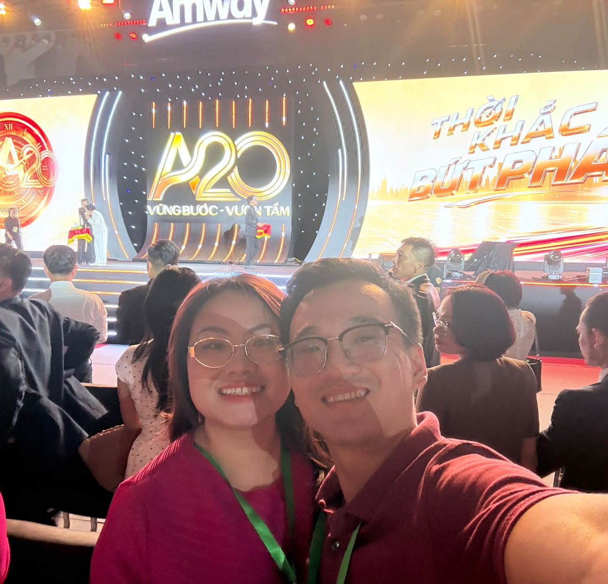 dilayozen's tweet photo. Hạnh phúc khi bản thân và đội nhóm được mở mang tầm nhìn từ một người Thầy đến từ Thái Lan. https://t.co/6HORoKvGdi