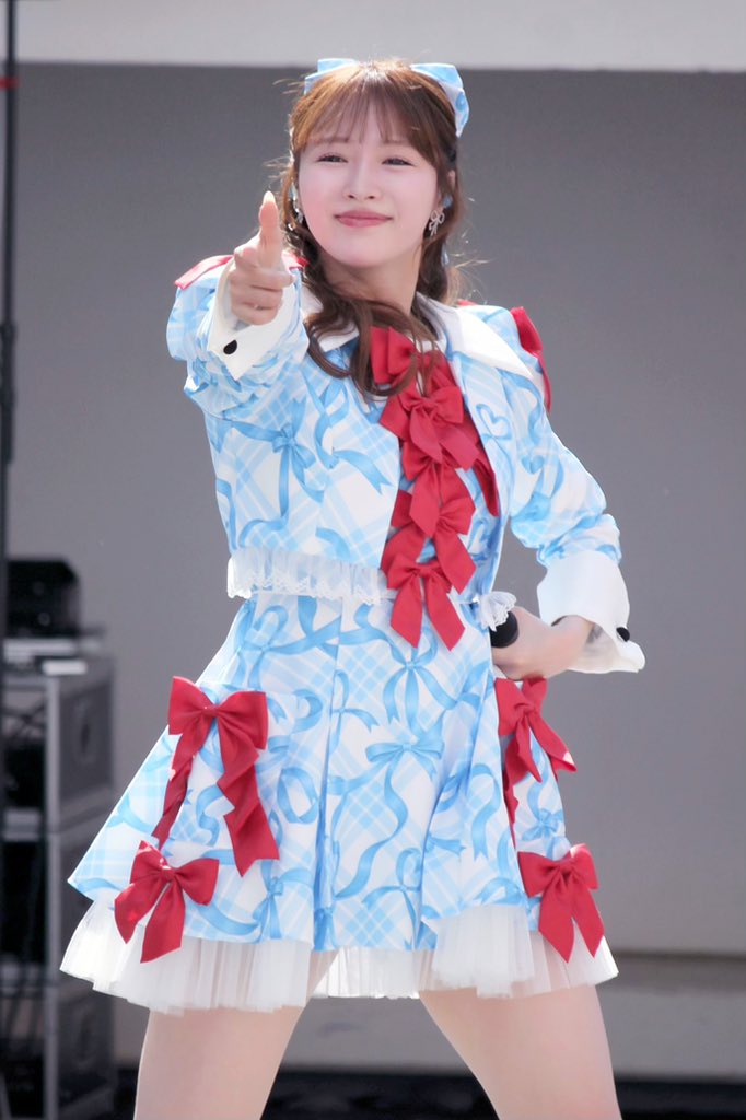I028_qm's tweet photo. 2♡26.1♡.12 📍ららぽーと豊洲
指さしレス°・*:.。.☆
#えびちゅうカメラ部 #中山莉子 ちゃん♥ https://t.co/bpm7DMOmnS