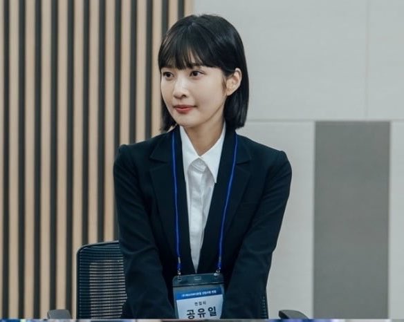 zoooie_1's tweet photo. 유일무이 로맨스 스틸컷 #조이 https://t.co/ArtlgfiJDI