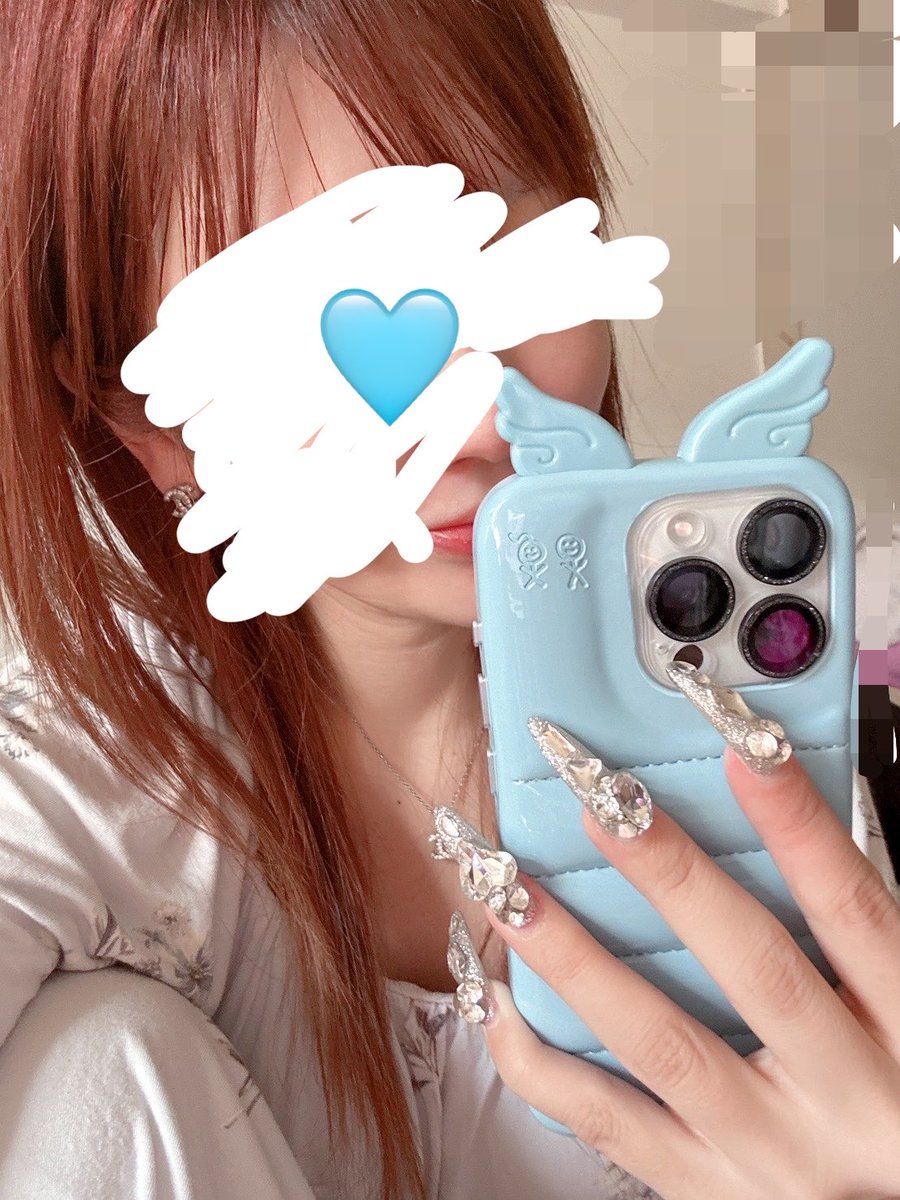 queen_echasama's tweet photo. ばかたつやエンジェルバージョンじゃないけど、きーはこれの黒にするって🩵🖤⟡.·
絶対好きと思ってお気に入りしてた❕
我ながらさすがやわW https://t.co/mSR3JolOhY