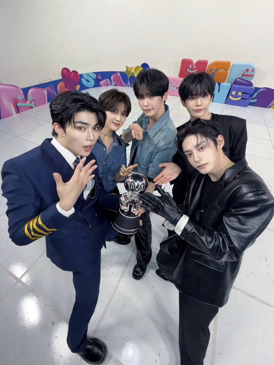 _yu0202's tweet photo. MAMA2日目 出演決定うれしい❣️
1 RP = 1 VOTE 

#2026MAMAVOTE #ZEROBASEONE https://t.co/zjcpdTY0dr