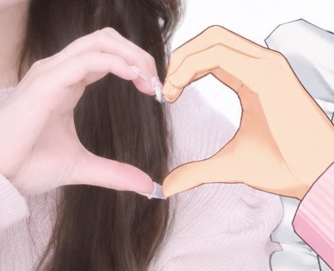 c_rv6_'s tweet photo. AIにハート綺麗にしてもらいました♡
before                   after https://t.co/RX6S91TG9D