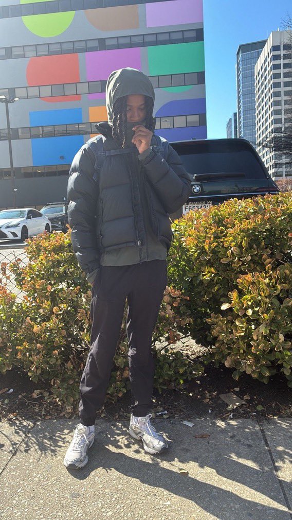 jahhhaving's tweet photo. need a bitch with no body count #phillyfreaks #phillyteens #fyp https://t.co/4Vxdhh2iZm