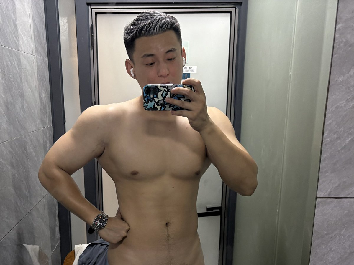 behappymorezy's tweet photo. #男尊女卑 #黑心s #单男 #羞辱 https://t.co/YdCKmQHCJL
