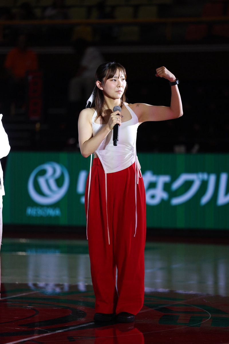 booster_kuni's tweet photo. Suzuさん✨

バスケ経験者🏀✨
🏀出来る体育館紹介できますよ🤣

今度アクロバットやる時はやる前に教えてね🤣🤣🤣

#dipQueenZ
#Suzu さん
#さいたまブロンコス https://t.co/QgWBOQQeOf