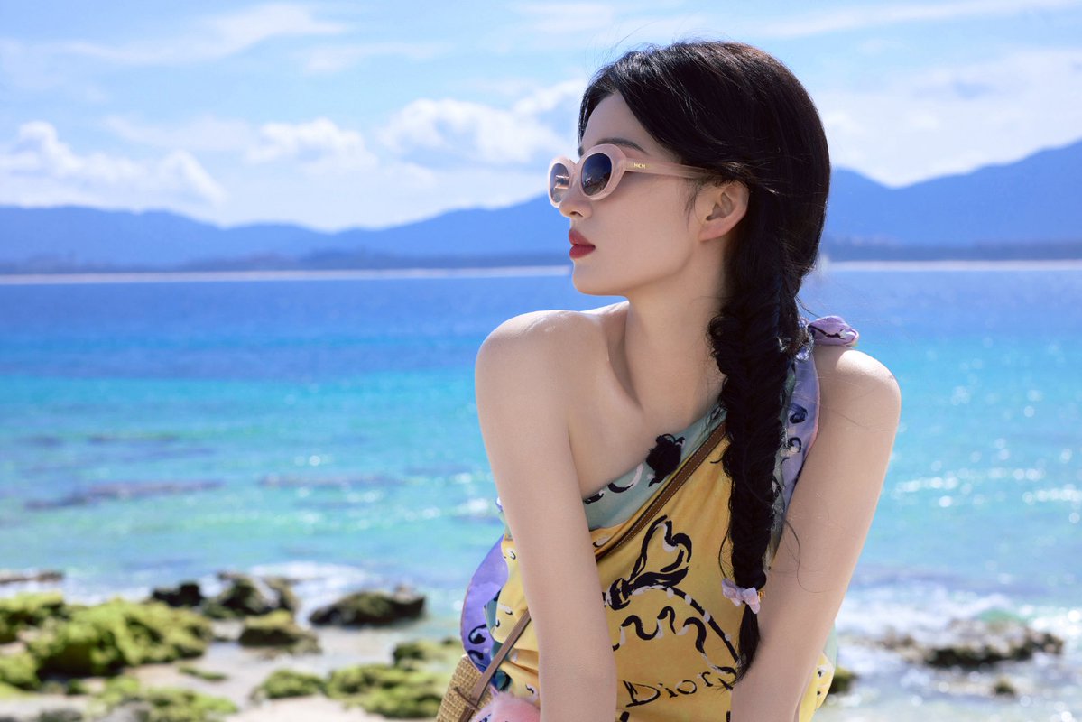 C_Actress_Actor's tweet photo. #王楚然 #wangchuran https://t.co/KbKeLrLll6