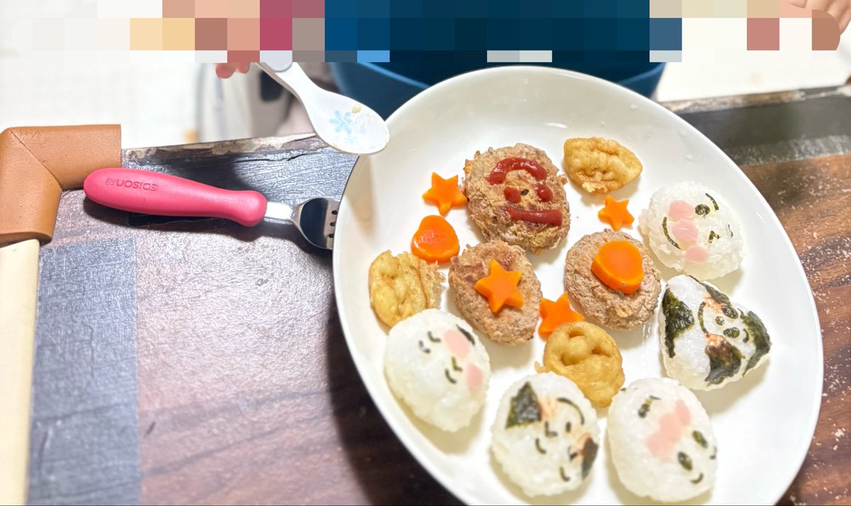 mii___too's tweet photo. そういえば投稿忘れてたやつ
9月で2歳になった✌️

大きな問題なく健康にすくすく育ってくれてありがとう！！
誕生日ご飯とプレゼントもらったり、アンパンマンミュージアム行ったりで大喜びしてた😌
ハロウィン仕様で可愛かった〜！
どんどん大きくなって寂しいけどこれからも元気に育ってくれ☺️ https://t.co/8bQNlt5o1J