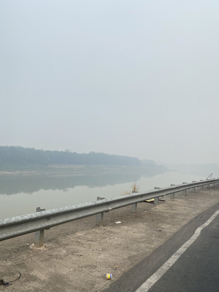 cddabblyu's tweet photo. 4 jam dari palembang 😷😷😷😷 stay safe stay safe https://t.co/Xatz0xaJYj