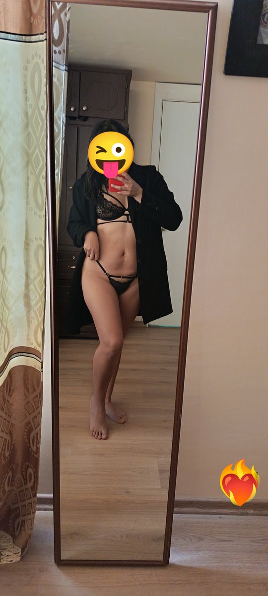 1995jenifer's tweet photo. Así con abrigo por tanto frío en la ciudad jaja me encanta la lencería #lencería #swinger https://t.co/6F0ZQ0FWXP