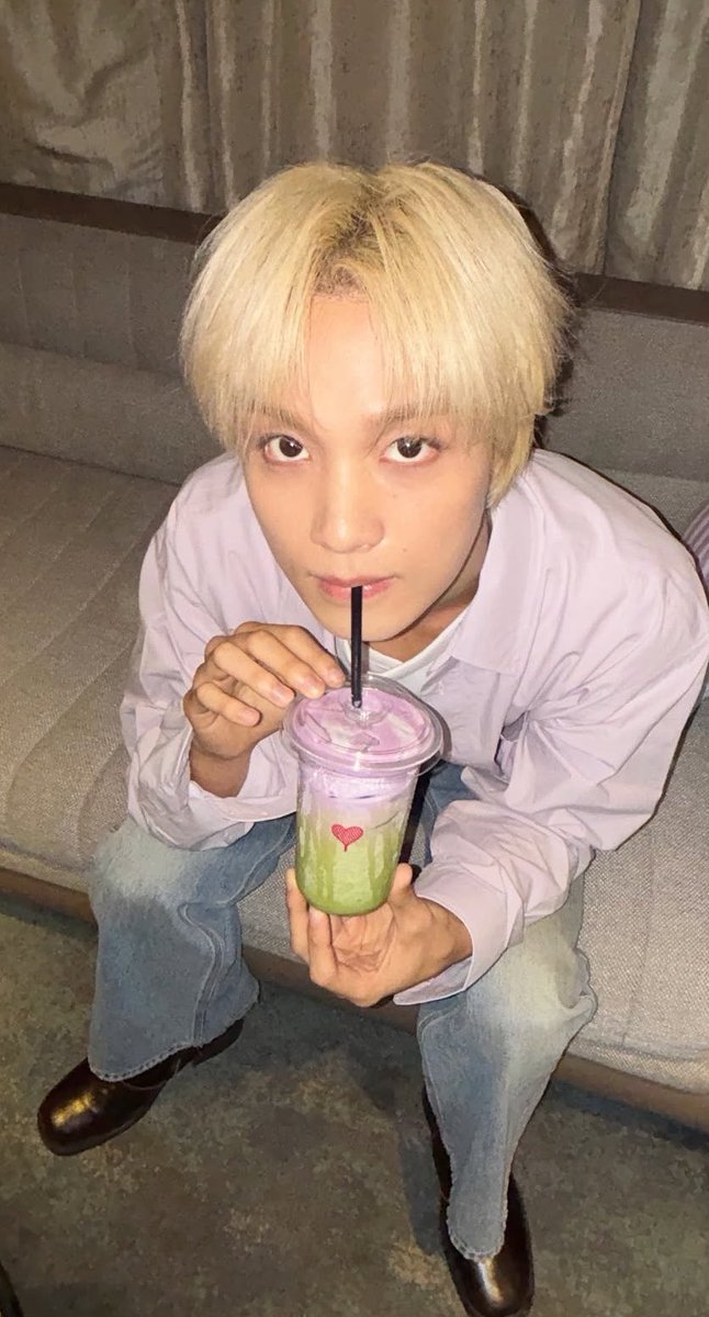 jojohaechi's tweet photo. GUA😭 SUKA😭BANGET😭FOTO😭YG😭INI😭 PAHAM 😭 GA 😭SIH 😭😭😭😭😭😭😭😭😭😭😭😭😭😭😭😭😭😭😭😭😭😭😭😭😭😭😭😭😭😭😭😭😭 https://t.co/f7QzhxP8YA