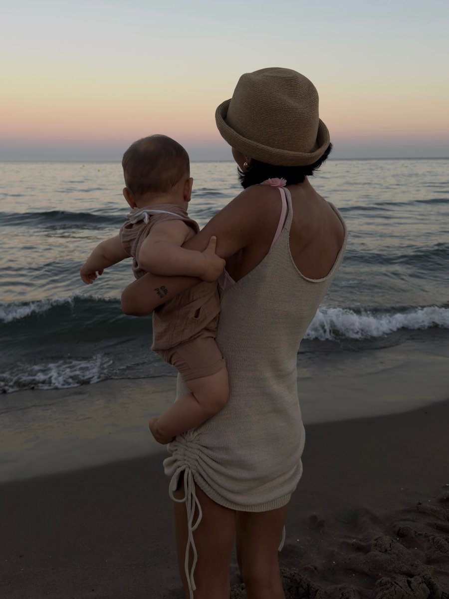 romeo8523's tweet photo. Sunsets and the little moments that make motherhood beautiful. https://t.co/BYz3Kd3Gnp