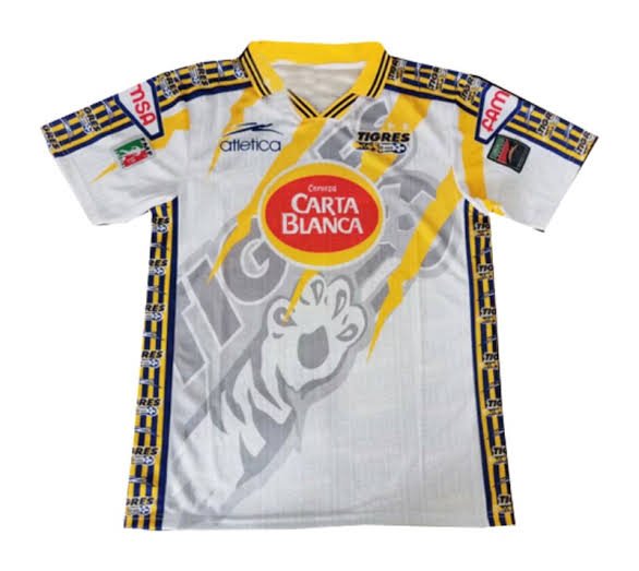 Joserac24's tweet photo. @YizTigre82 @Vatioz Ahora tu vas a negar la propia historia de tu club? El equipo ha vestido blanco durante TODA su historia, es la propia identidad del equipo la que lo hace diferenciarse del diseño que usa el Monterrey, no vas a sabesr más que la propia institución cabrón https://t.co/NGxzA5MieC