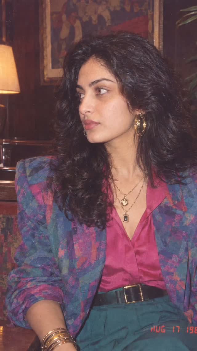 sadecesen123's tweet photo. POV: I asked ChatGPT what I’d look like in the ’80s, and this is what it created. https://t.co/ymYv1aF35n