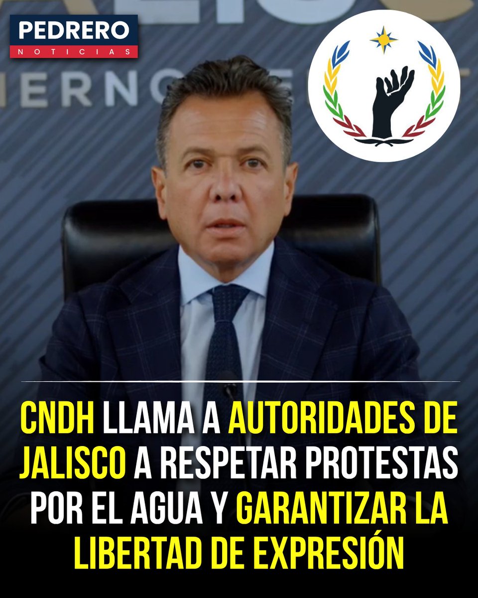 YosoyPedrero's tweet photo. 🚨OJO: CNDH LLAMA A AUTORIDADES DE JALISCO A RESPETAR PROTESTAS POR EL AGUA Y GARANTIZAR LA LIBERTAD DE EXPRESIÓN

La Comisión Nacional de los Derechos Humanos (CNDH) llamó al gobierno de Jalisco a respetar los derechos a la protesta social, la libertad de expresión, la asociación y la reunión pacífica, tras los hechos represivos registrados el 11 de octubre durante la movilización por el acceso al agua potable en Guadalajara.

El organismo señaló que, durante la protesta, elementos antimotines habrían utilizado gas lacrimógeno y chorros de agua a presión para dispersar a los manifestantes. Entre las personas afectadas, de acuerdo con reportes periodísticos, había menores de edad, adultos mayores y representantes de medios de comunicación.

La CNDH recordó que todos los órdenes de gobierno tienen la obligación de adoptar medidas para garantizar el ejercicio de estos derechos. Además, ofreció su colaboración y apoyo para atender los hechos, mientras la Comisión Estatal de Derechos Humanos de Jalisco inició actuaciones y dictó medidas cautelares relacionadas con las personas detenidas.

La exigencia de fondo sigue siendo la misma: agua limpia y respuestas para las familias jaliscienses. La protesta social es un derecho, no un delito, y las autoridades deben esclarecer lo ocurrido, garantizar el debido proceso de las personas detenidas y rendir cuentas por el uso de la fuerza.