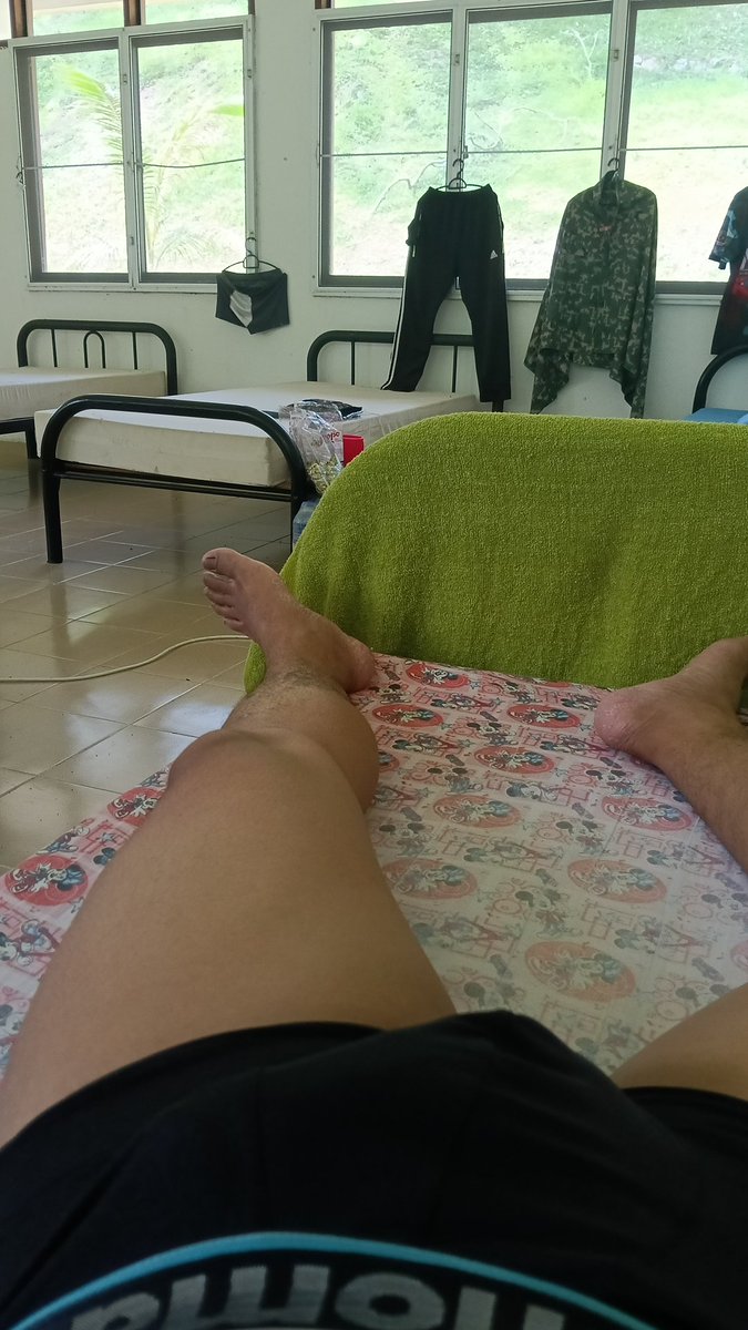 Kee_3190's tweet photo. Anyone wanna come..alone now 😂 https://t.co/USbVNU1OAa