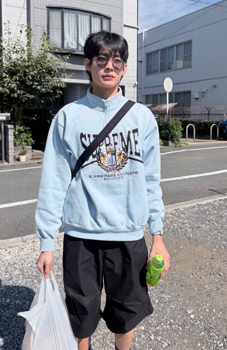 indaytutor's tweet photo. yim’s introverted nerd boy https://t.co/Jyd9OB7ioX