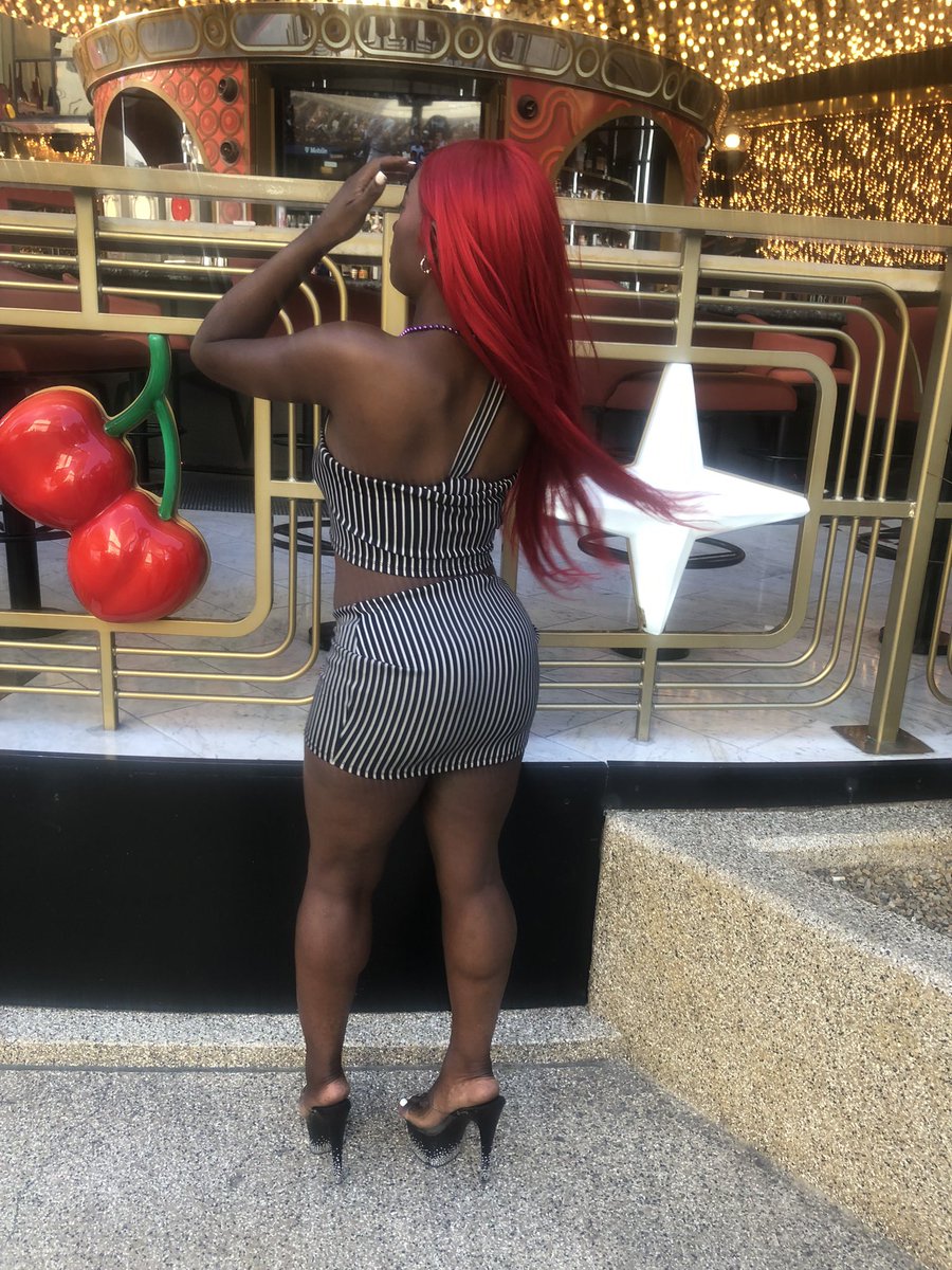 CherriB214's tweet photo. All bets on red. Let it ride. 🍒🎊 https://t.co/8kMJGKdlGg