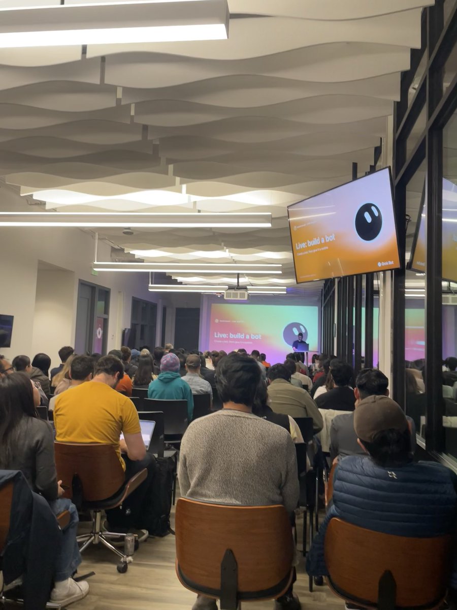 ritharson's tweet photo. GrokBot meetup - Seattle 

#spacexsi #tesla #Muse #grokbot #instinct https://t.co/0AR0RoioRi