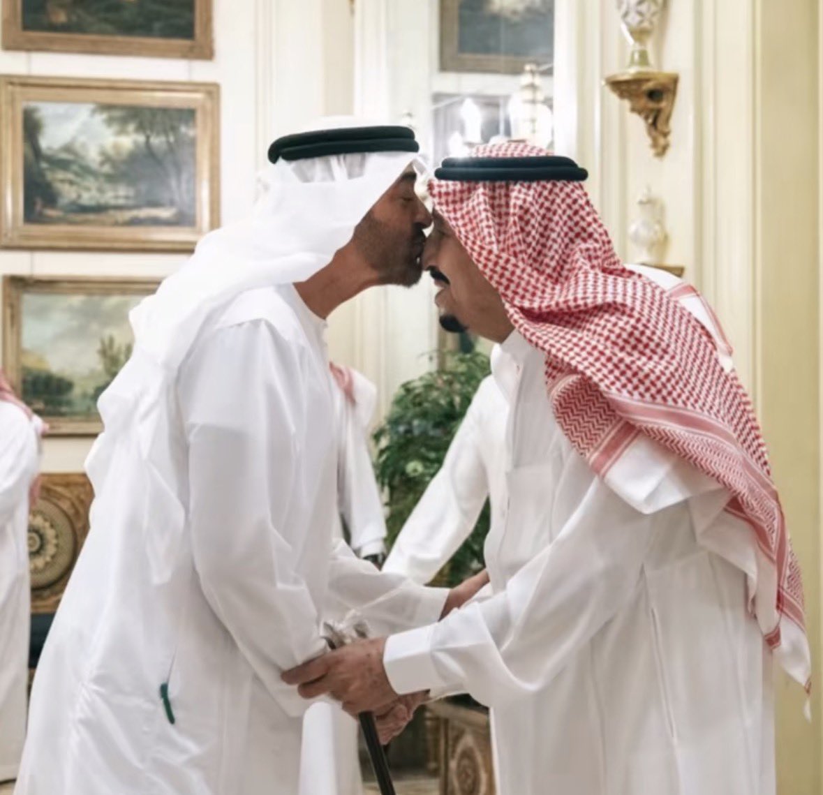 ciivlsx's tweet photo. @398iji نو كومنت احذف قبل احد يشوف https://t.co/EOz0PhGMXR