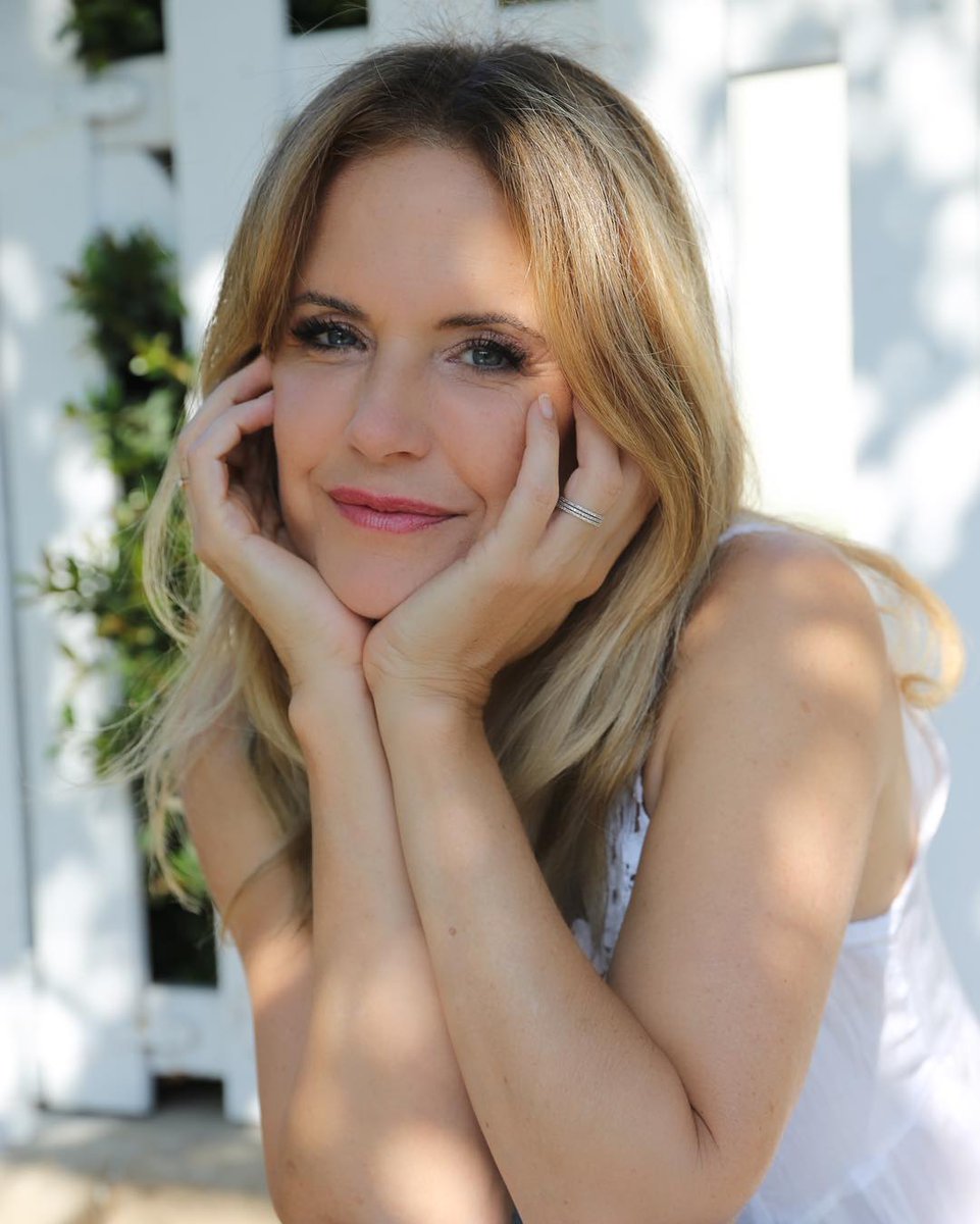 Josekcampos's tweet photo. Recordando a 📷#KellyPreston🙏 en el día de su cumpleaños...13 de Octubre de 1962 y coincidiendo con el #DíaMundialCáncerDeMamaMetastásico
@morgfair @BarbraStreisand @mariashriver @boderek @RitaWilson https://t.co/FsAmSCk87x