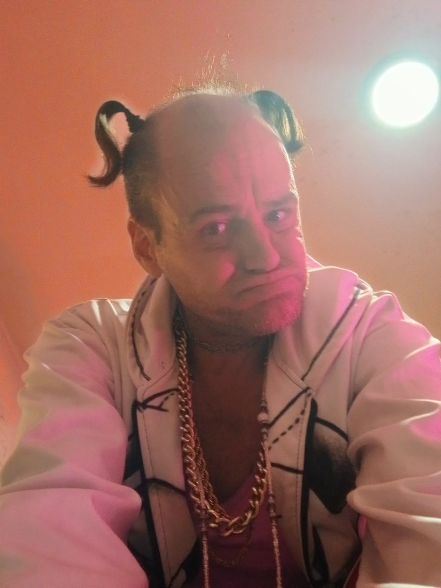 JustinPete58378's tweet photo. TOP ALL YOU PEOPLE THAT FOLLOW ME. ALL THOSE DIDS BUT DID'NTS ARE DIDS ON ALL THOSE MURDERS
 WE D3CIDED TOO COME OUT WITH IT NOWXBUT CARM8NE PERSICO HIT ON HIM  HE NOT DOUNG WHAT HE SUPPOSED TOO. CARLO GAMBINO IS WHAK8NG HIM SOON OK. https://t.co/S6UbxFGtjy