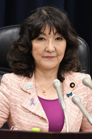 shaine7771's tweet photo. 片山さつき財務大臣

「私は何がなんでも日本を中国に侵攻されたくない。
　　　　　　　　　　　　　　　どんな手を使っても」
「そのために生きてます、
　　　　　　　　　　政治家もそのためにやってます」

今、日本の財務大臣は、こんなに力強い！
世界銀行・国際通貨基金（ＩＭＦ）合同開発委員会、 次の議長に片山さつき財務相を指名。
”日本初”の議長が、片山大臣が10/15に正式に指名