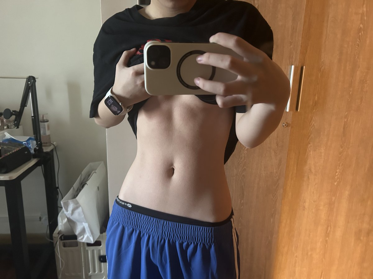 Jessie_0920's tweet photo. new to #nsfwtwt
looking for moots

𑣲⋆ 19 
𑣲⋆ lesbian
𑣲⋆ switch
𑣲⋆ pc video games lover
𑣲⋆ Arcane fans
𑣲⋆ dms open

♡ or ⟳ to be friends!!
#nsfw #wlw #lesbian #Macau https://t.co/1BR3zm5iM8