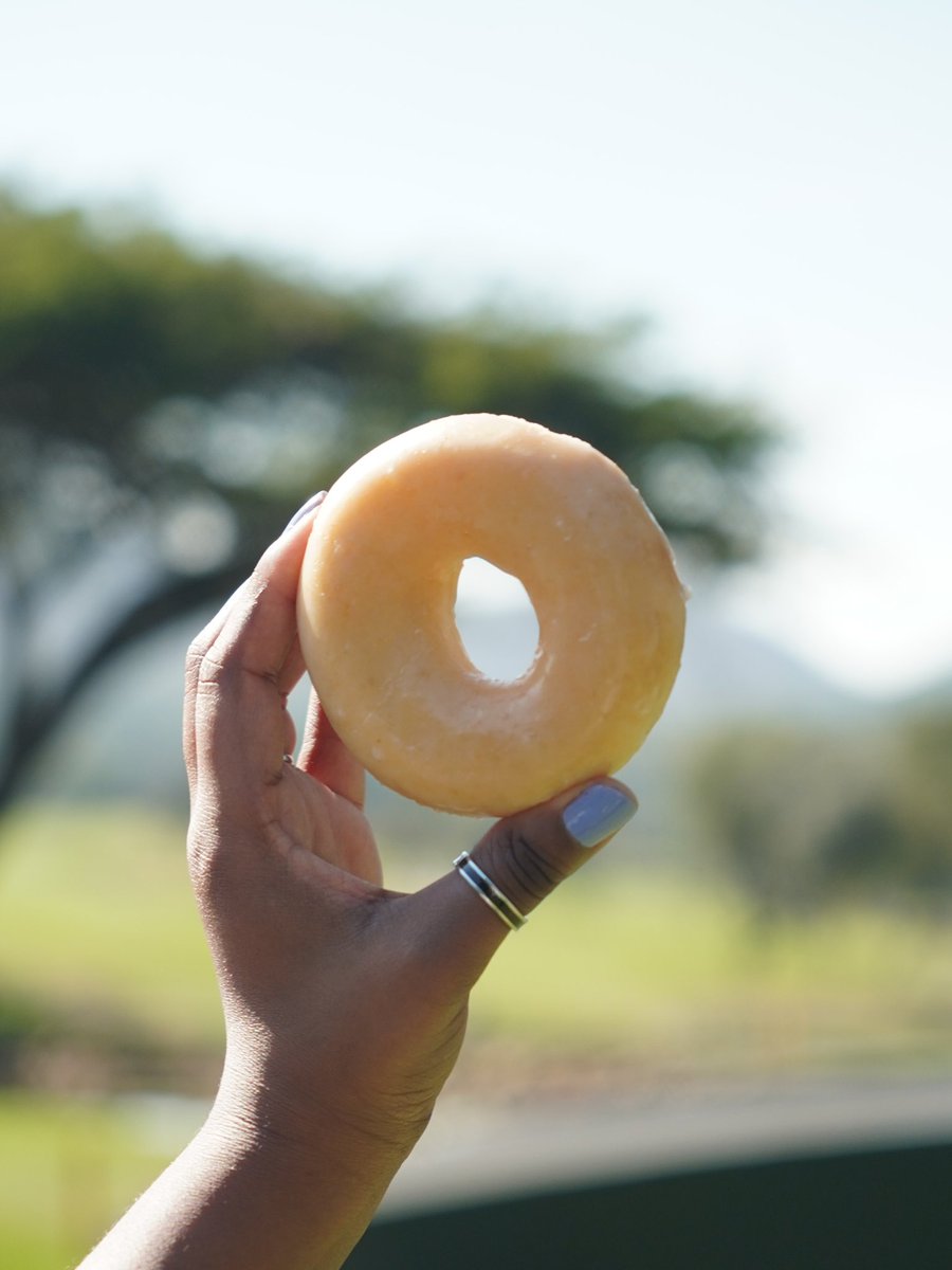KrispyKreme_ZA's tweet photo. Some things just never go out of style. 🍩✨

That iconic ring. That Original Glazed® goodness. That first bite. 😮‍💨 https://t.co/XS8L4T85Zf
