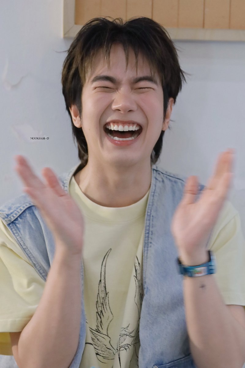mooksasii's tweet photo. เซตรูปที่มีเสียง คือค่ตจะน่ารักเลยยยย งื้ออออ🤏🏻🥺

˙ᵕ˙
101026 
#ACYofficialbkk
#ACYWorkshopEvent
 ꒰ #Buildjakapan , @JakeB4rever ꒱ #Beyourluve #sspicss https://t.co/PB8C1iH3Re