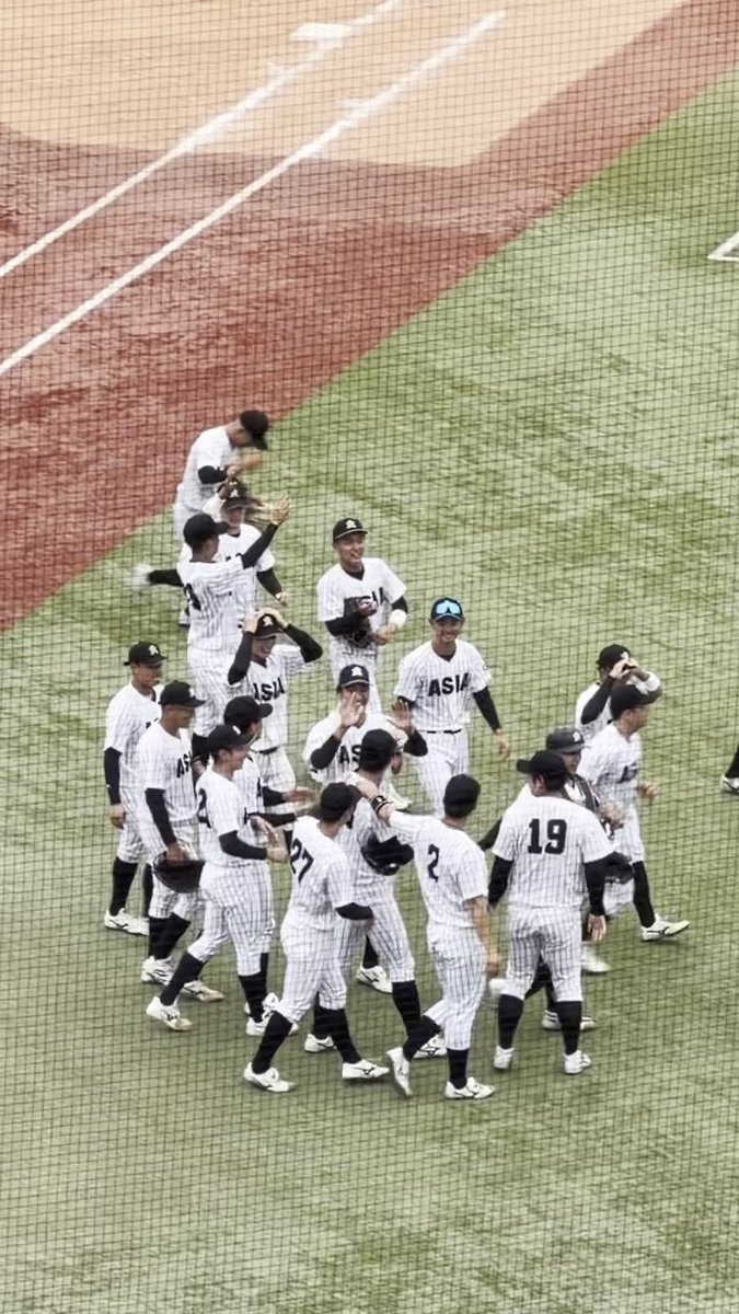 to_arai's tweet photo. 神宮球場
亜細亜大学の川尻投手がノーヒットノーラン
ドラ1？ https://t.co/sogZqb7ZbC
