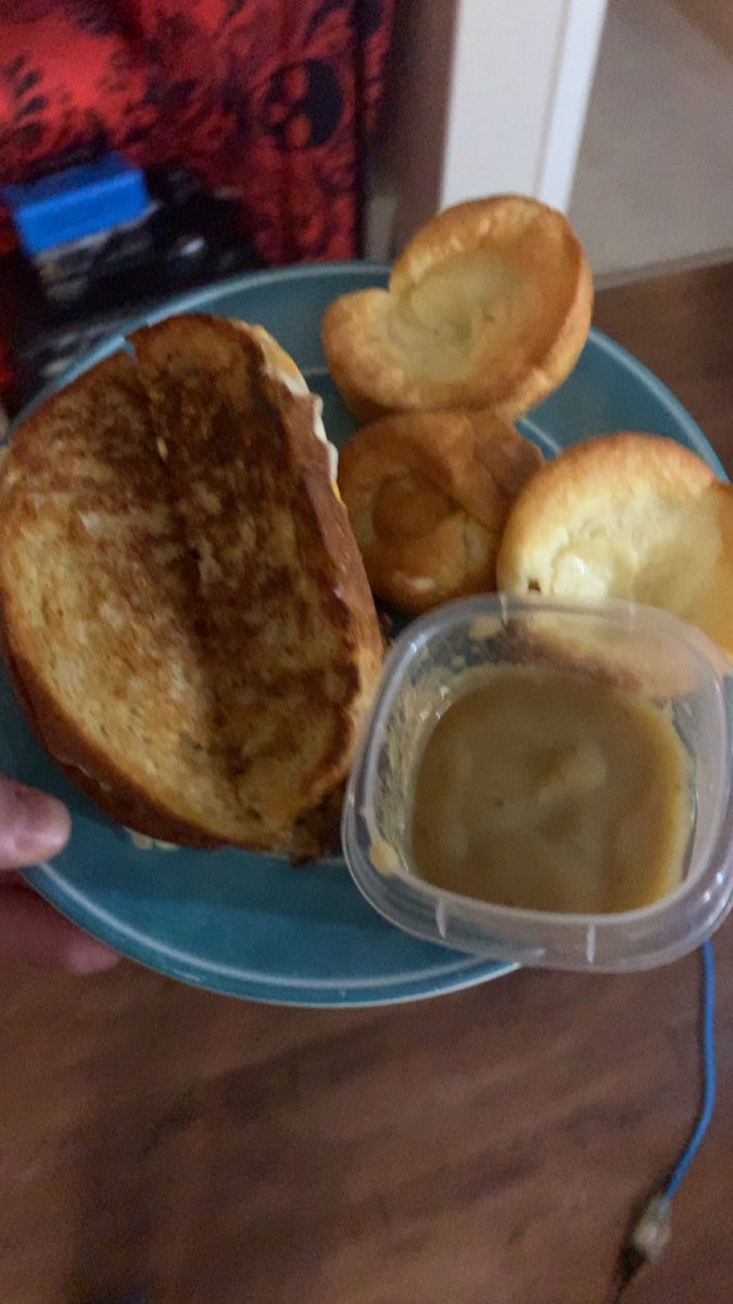 sashawott's tweet photo. dinner https://t.co/TGzMyzVtAB