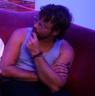 afibiceps__'s tweet photo. Hi fellow ashton stans (and everyone else ofc). This is a fan account about (our favorite drummer), Ashton Irwin’s biceps! Hope you enjoy! I do accept requests btw

Also this account is ran by @SUPERBL00MLRH <3 https://t.co/rJKDi0qXWM