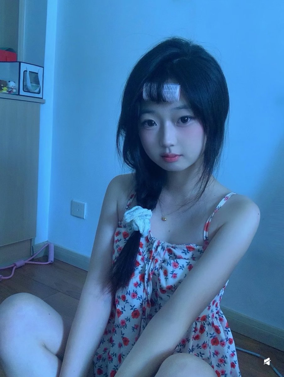 carol66lt3's tweet photo. 本人在校初三学生，刚拍的

有人看喷泉吗？

好无聊 来X发泄了

流言11我秒发 🦀🦀 https://t.co/Go1F5Oj3qs