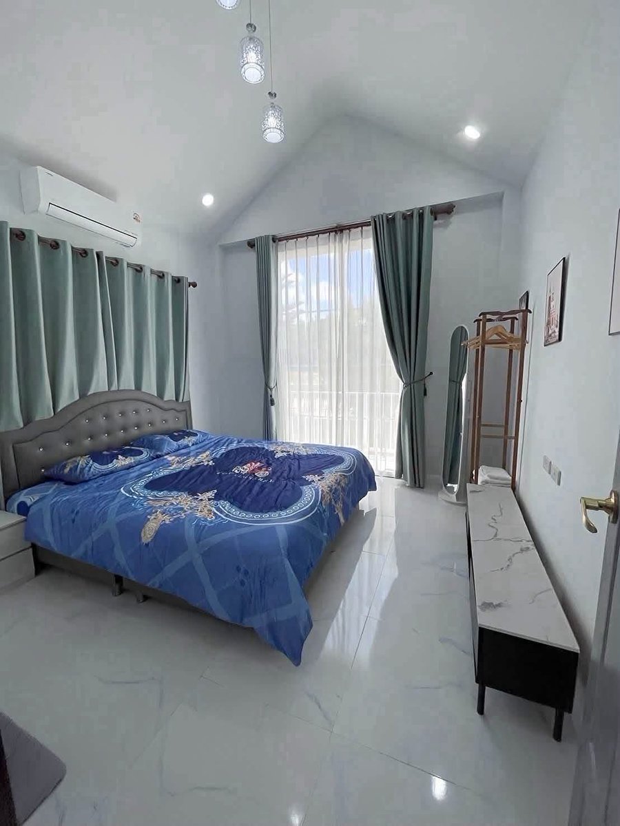 JustinUeckureg's tweet photo. มาดูแมวห้องหนูไหม  🐈 
มี 🏘️ นอกสถานที่เดินทางได้ 🚗
✅ จ่ายเงินหน้างาน 💯

☎️ 0917605068  
#เมืองเลย
#รับงานวังสะพุง
#เชียงคาน
#หนองหิน 
#ภูเรือ https://t.co/0xdFr2eVh5