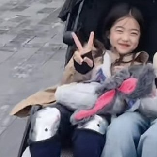 aijingpic's tweet photo. AIJING Pre-debut Photo

#A2O #A2OLITE #AIJING #아이찡 #盛艾敬 https://t.co/UMJVQAIxUg