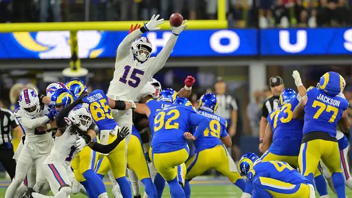 ryanknowsports's tweet photo. When does it end https://t.co/1F8qOcxduH