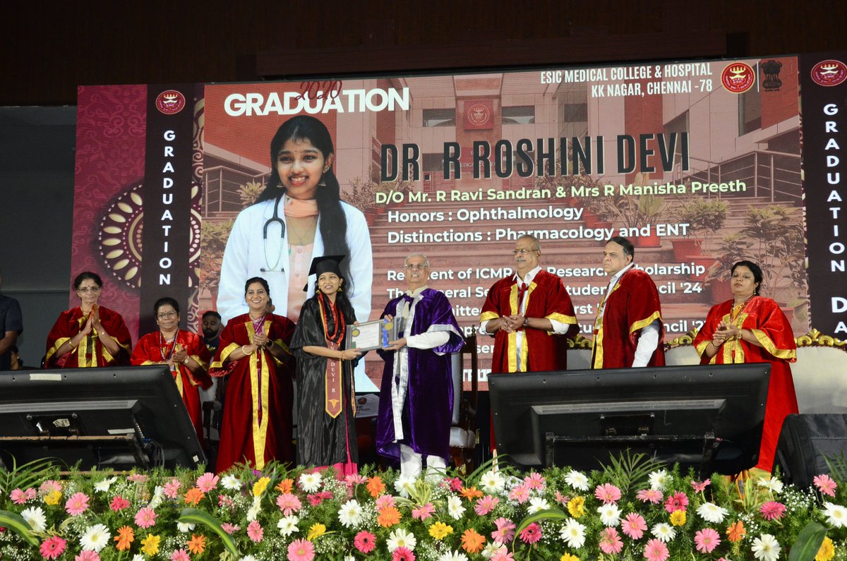 esicmch_kkn's tweet photo. The 5th Graduation Day Ceremony at ESIC Medical College and Hospital, K.K. Nagar, Chennai was graced by Thiru. Rajendra Vishwanath Arlekar, Hon’ble Governor of Tamil Nadu and Keralam as the Chief Guest.
#ESIC #5thGraduationDay #ESICMCH #KKNagar https://t.co/JYXBs2zrLt