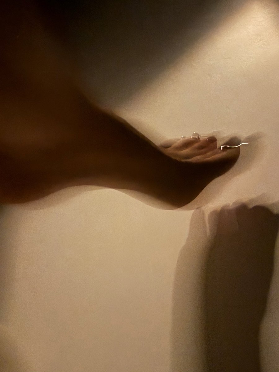 amirafeverr's tweet photo. 7am feet shoot https://t.co/R7rizdEwoE