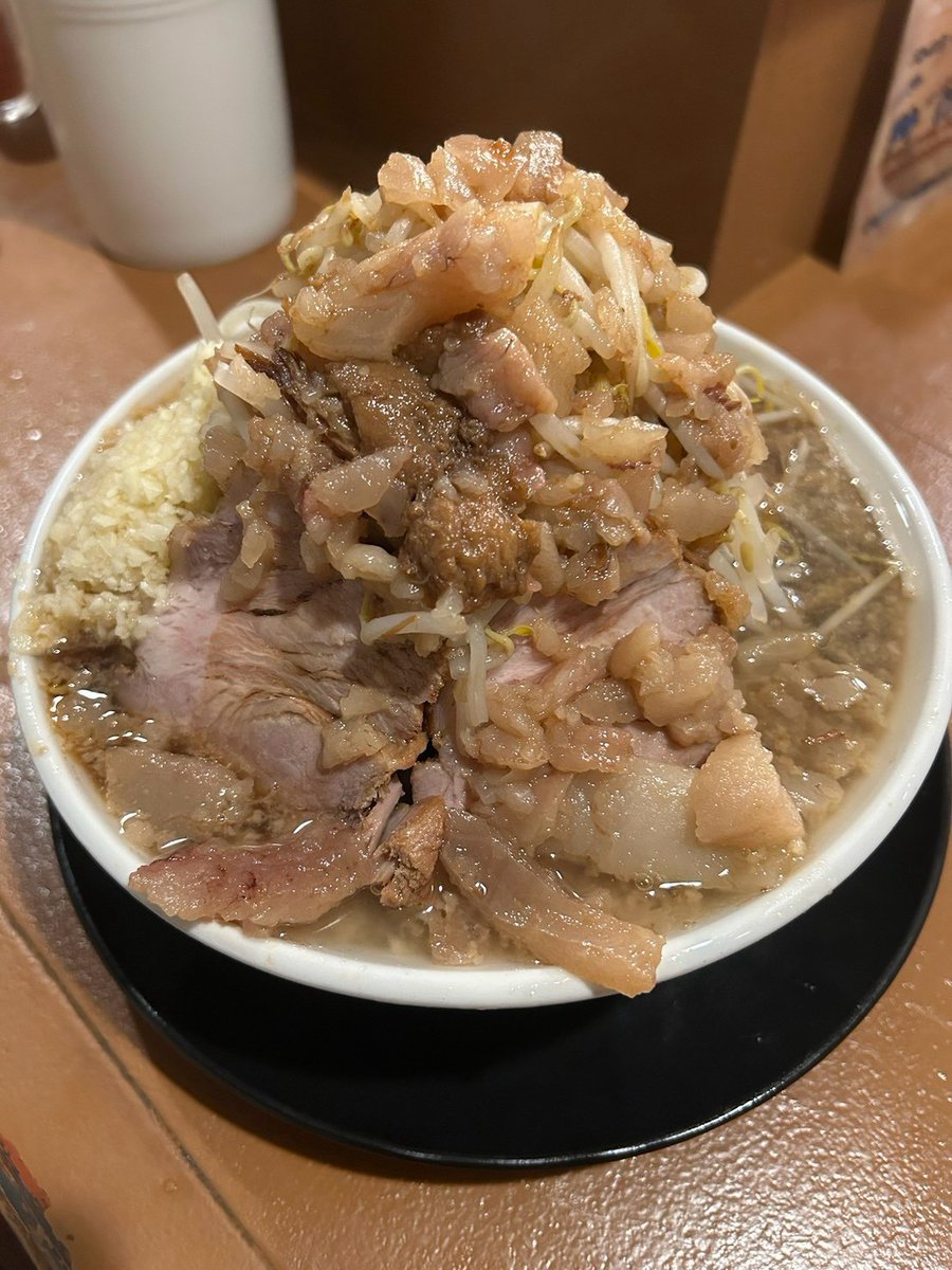 Mashimashi57149's tweet photo. ✨出店店舗情報✨
#愛を込めて松山
【店舗PR】
四国・松山から参戦！一杯一杯に「愛を込めて」。
愛媛の水と人情とともに、こだわりの一杯を大阪へお届けします🍜
📢優先レーンパス「背徳エンペラーPASS」発売中！
詳しくは👉https://t.co/3xUObWAud1
#背徳マシマシフェス2026 https://t.co/5XJA2qEnqZ