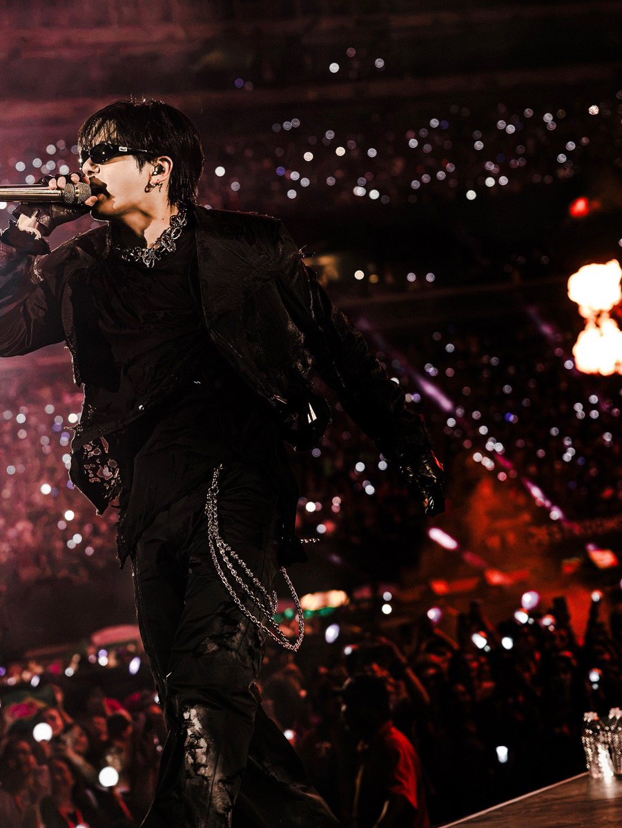 JeonJungkook_BR's tweet photo. [3/5] 📸 https://t.co/Vgjf6YLDjv