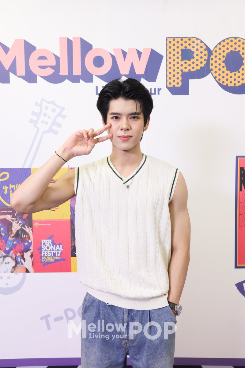 MellowPOP_TH's tweet photo. ✨ Mellow POP เก็บตกภาพบรรยากาศการสัมภาษณ์ของ “Dorn NexT1DE” กับเพลง “Unbound”
เตรีย���พบกับบทสัมภาษณ์และคอนเทนต์พิเศษเร็ว ๆ นี้ที่ Mellow POP!
.
#MellowPOP 
 #NexT1DE_Unbound
#NexT1DE_DORN
#NexT1DE https://t.co/r887cAjwKO
