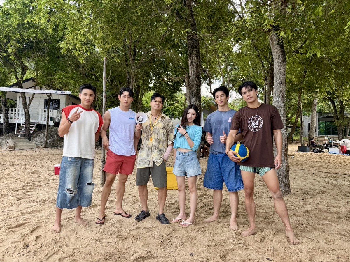 SurfnLoveSeries's tweet photo. ทะเลเช้านี้สดใสเป็นพิเศษเลยยยย 🌊✨🤍
#SurfNLove #GMMTV 
@ohmpawatt @EstRvp @Acare_ct @swensurf @Nneo_neos https://t.co/iJwORPlFjt