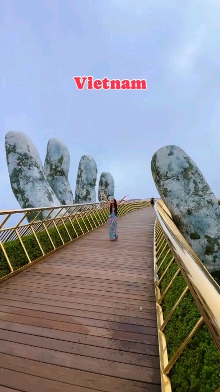 TigreK2010's tweet photo. 5 best photo spots in Vietnam
1. Ba Na Hills, Da Nang
2. Quang Phu Cau Incense Village, Hanoi
3. The Florest, Da Lat
4. Sunset Town, Phu Quoc
5. Ola Hale, Saigon

Comment “guide” for my Vietnam Trip Planning Guide. https://t.co/UBXRsMmaVG