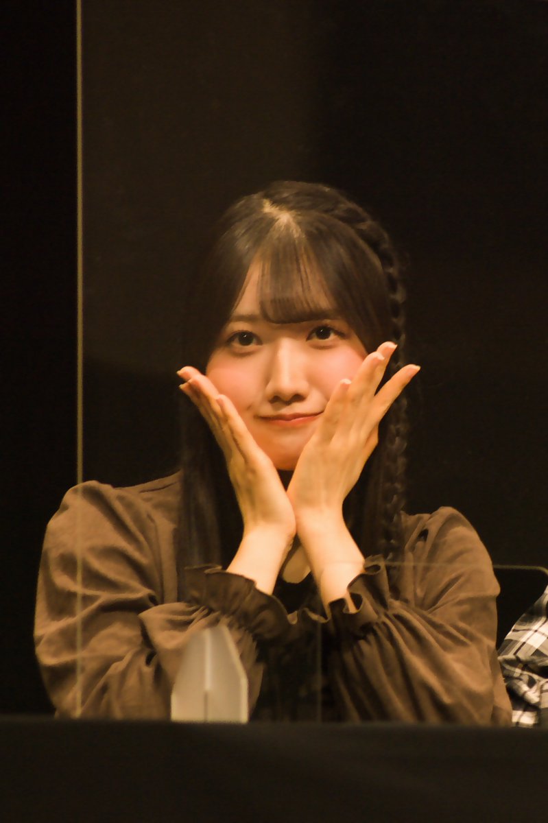 ndnd93_93's tweet photo. 2026/10/12
SKE48「ため息未来」プレミアム・ファンサインイベント
まなえちゃん細っそ！まゆまゆふんわり可愛かった！
#ため息未来 #田村真悠 #太田愛恵 https://t.co/hE0SSx9fwO