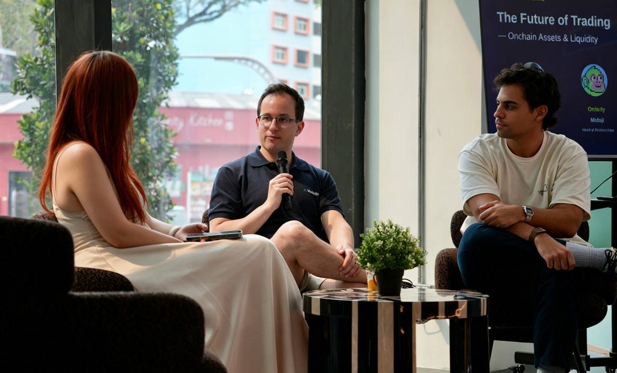 PrincipiaLabs_'s tweet photo. That’s a wrap on AI & Emerging Onchain Assets at TOKEN2049 Singapore 🇸🇬

On October 8, founders, builders, and investors filled the room for an afternoon on one question: where are AI and onchain assets actually meeting the real world — in value, RWAs, and liquidity

What happened on stage:

🎤 Five keynotes — https://t.co/8VJepGeRHM, Alchemy Pay, Interlace, ChainTrust, and Miuro AI on what’s live, what’s next, and what’s still hard.

💬 AI × Onchain Assets — Kite, Stable, AEON, and TadaPay on what’s worth building for the real world.

💬 The Future of Trading — https://t.co/FxF6BoHc6s, Orderly, and Variational on where onchain trading and liquidity go from here.

✨ HALO Finance Spotlight — the bridge between physical gold RWAs and the AI ecosystem.

Beyond the stage: booths, live demos, challenges, afternoon tea, and the conversations that are the real reason anyone comes to Singapore in October.

Hosted by @BixinVentures. Organized by @PrincipiaLabs_  @Soren_Principia @Calla_Principia . Made possible by our co-hosts, sponsors, and partners — full list below 👇

To every speaker, team, and attendee who showed up and shared: thank you. 🙏
#TOKEN2049
