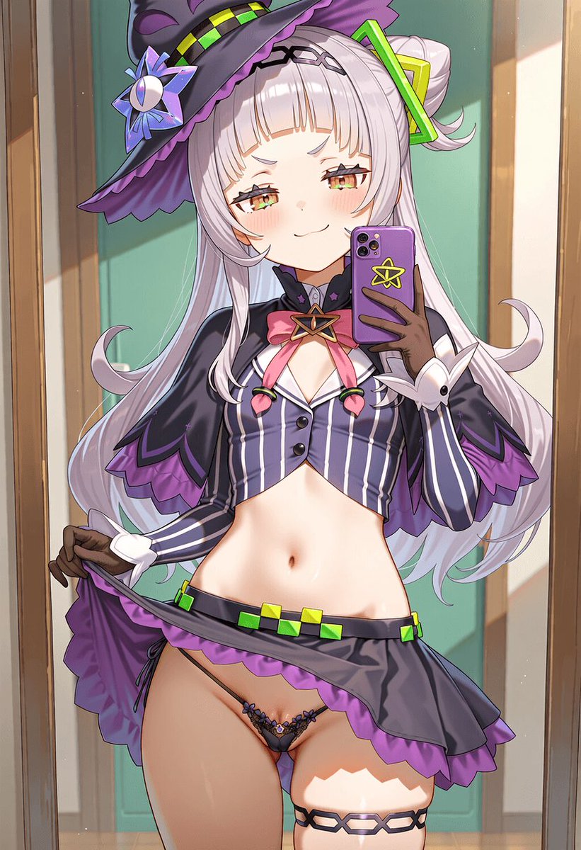 Brujitagrapebt's tweet photo. Porque la ropa interior tan pequeña?

Para que te mojes o se te pare~
cualquiera de las dos es buena reacción~ 💜 https://t.co/LuMPyyIzOj